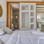Villa Lil Paros Luxury *