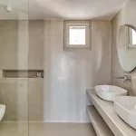 Villa Lil Paros Luxury *