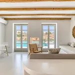 Lil Paros Luxury