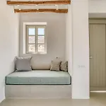 Villa Lil Paros Luxury *