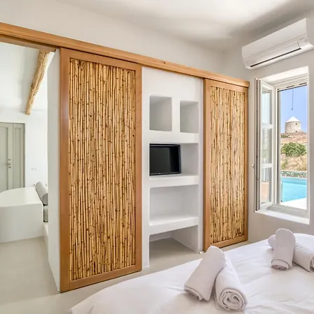 Lil Paros Luxury Villa *