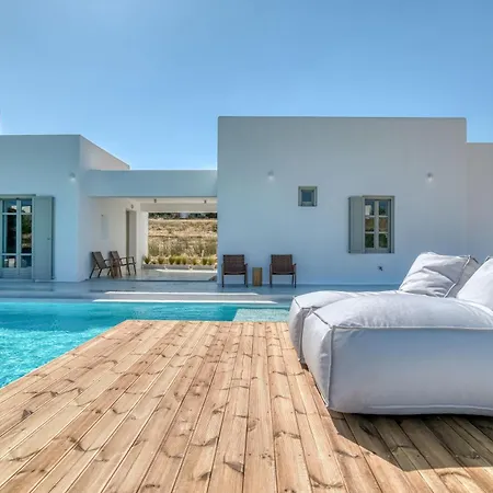 Lil Paros Luxury Villa *