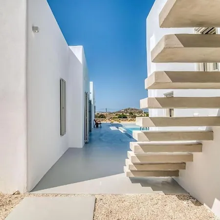 Lil Paros Luxury Villa *