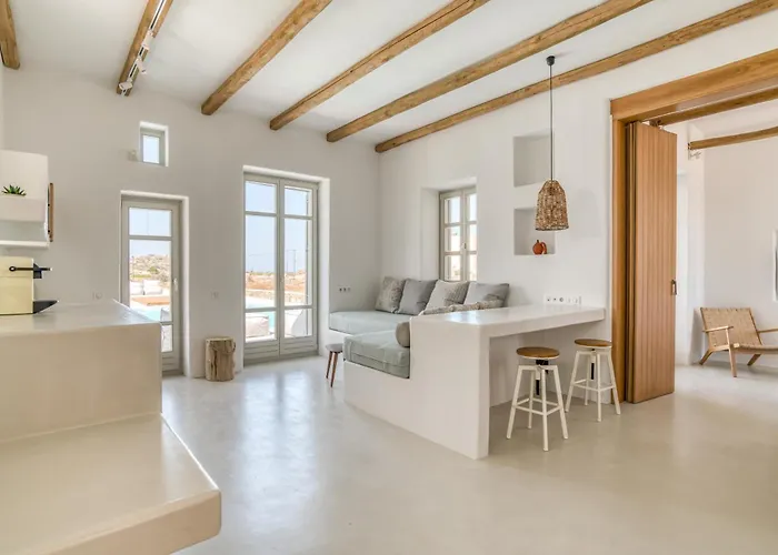 Lil Paros Luxury Villa *