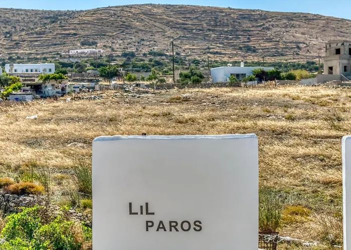 Lil Paros Luxury