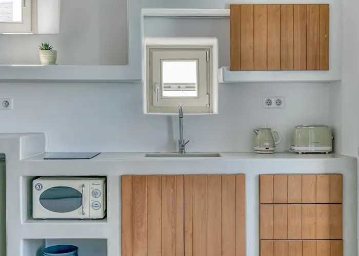 Lil Paros Luxury Villa