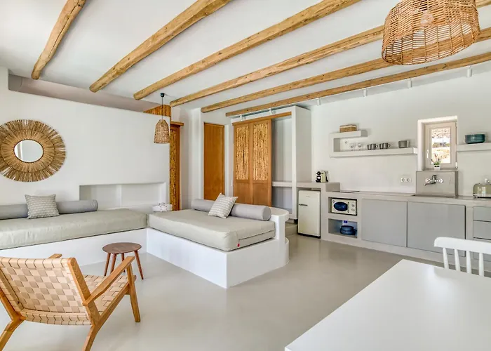 Lil Paros Luxury * Dhragoulas