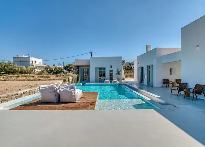 Lil Paros Luxury Villa