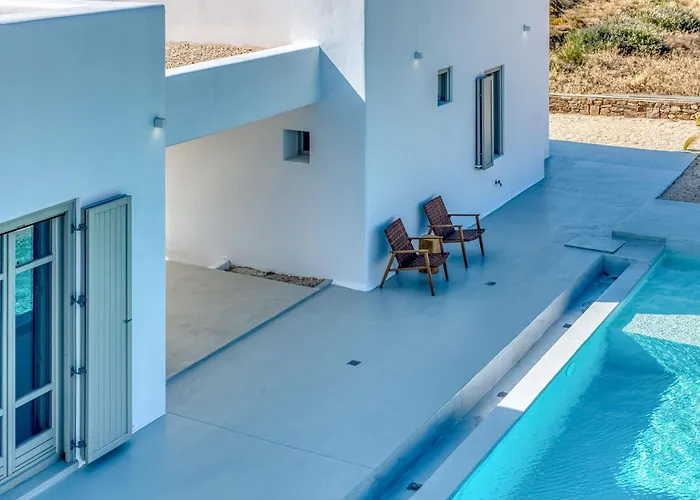 Villa Lil Paros Luxury *